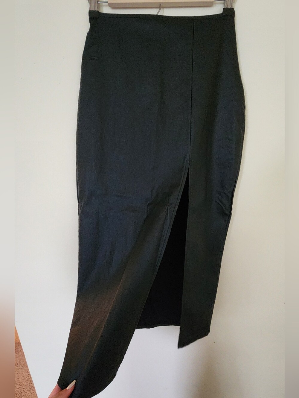Windsor Black Midi Pencil Skirt with Front Slit